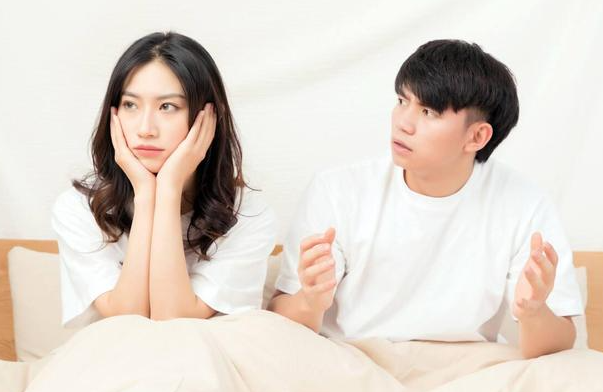 苏州出轨调查取证：订婚了女方提出退婚应承担所有花费吗